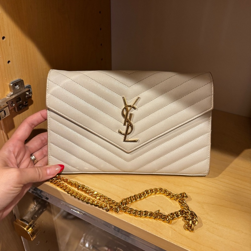 YSL LASSIC CASSANDRE CHAIN WALLET